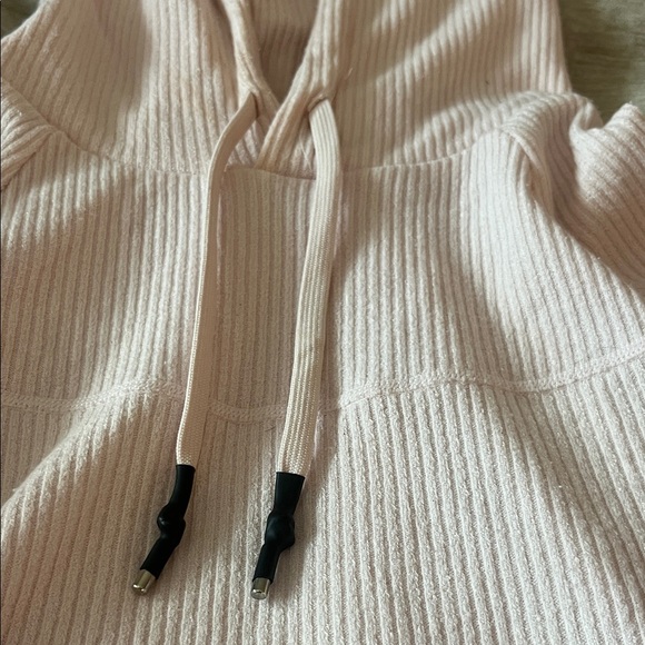 ECHT Light Pink Ribbed Pullover - Picture 2 of 5